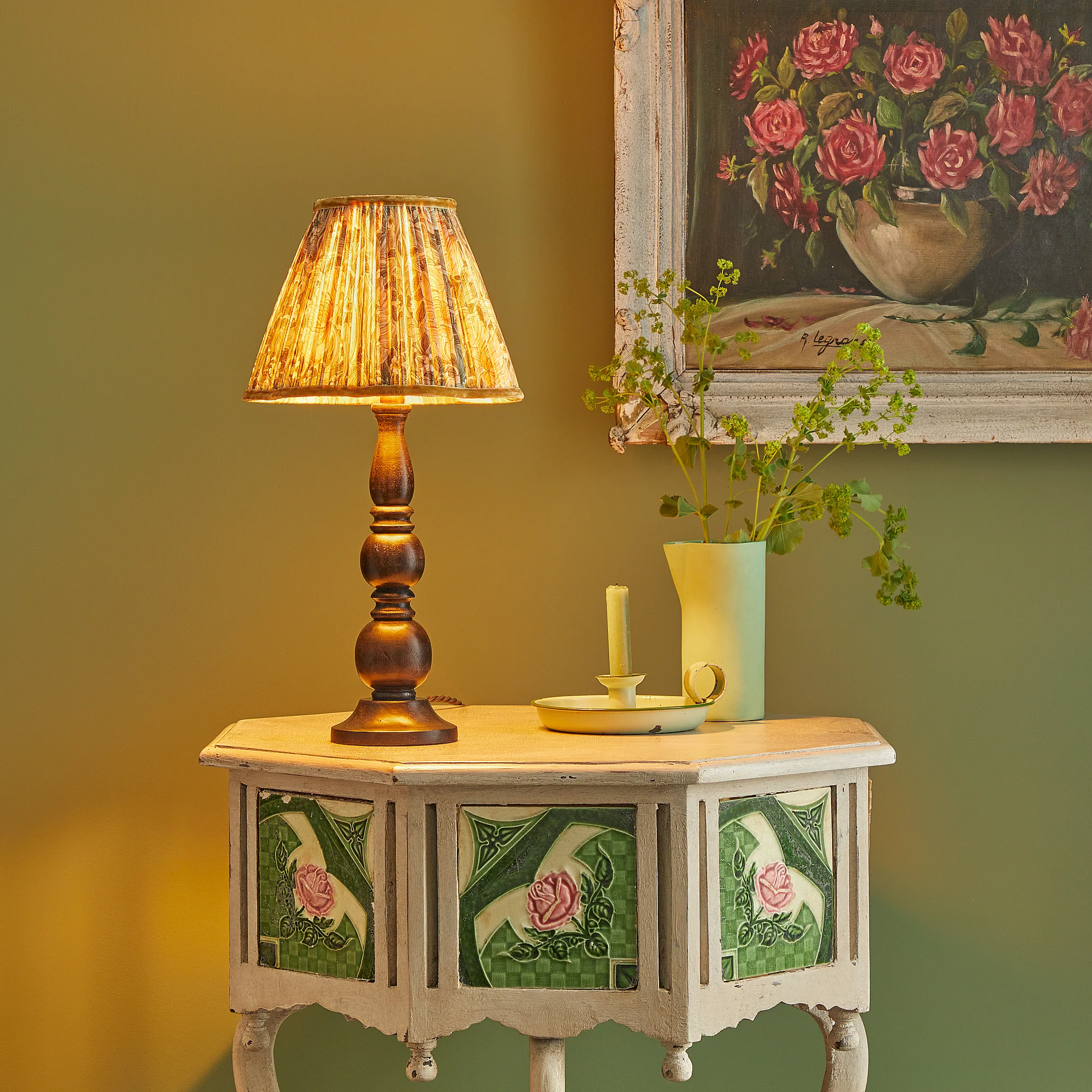 25cm scalloped empire shade in bay leaf & manilla silk Pimpernel by Morris & Co. - Image 7
