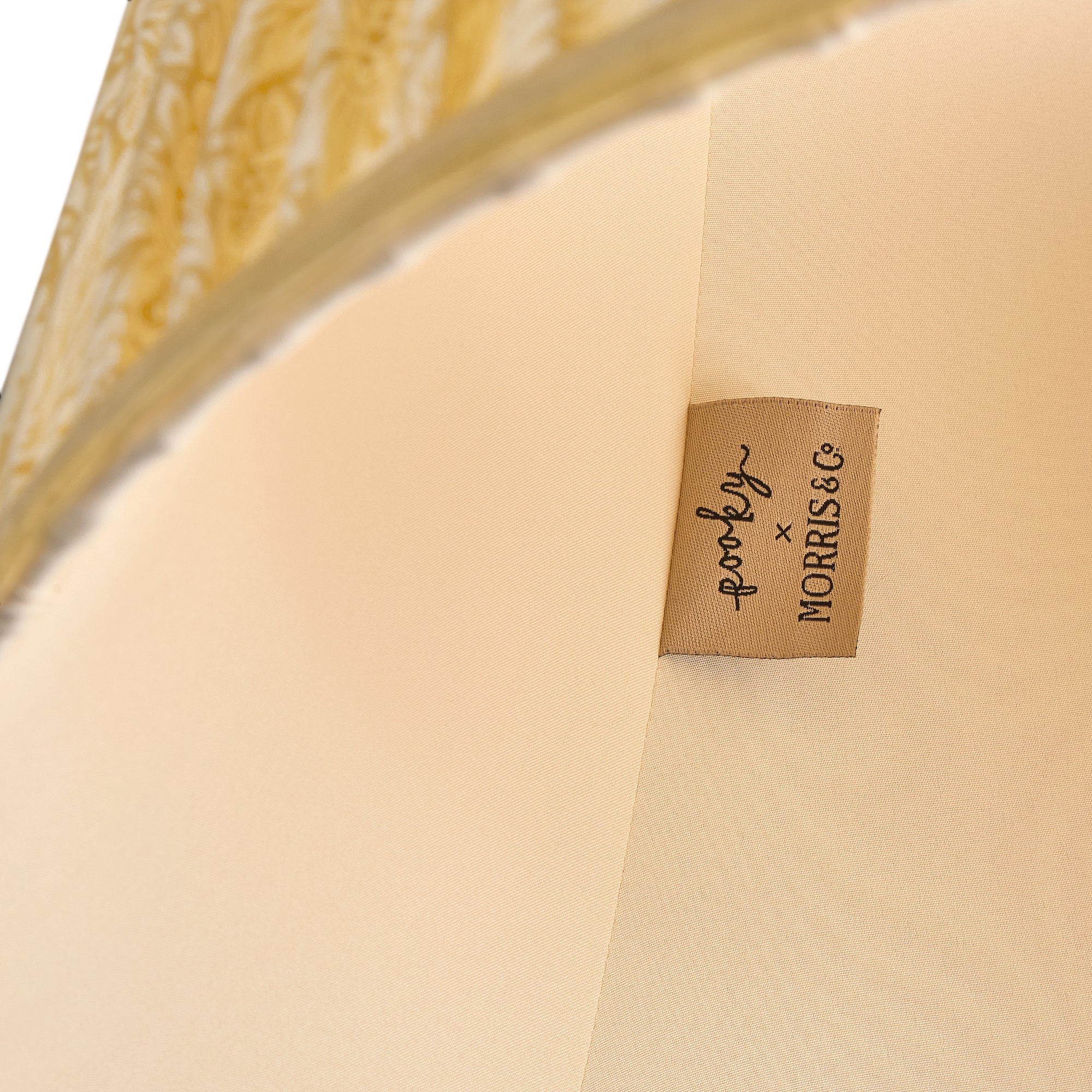 30cm empire shade in Cowslip Marigold linen by Morris & Co. - Image 4