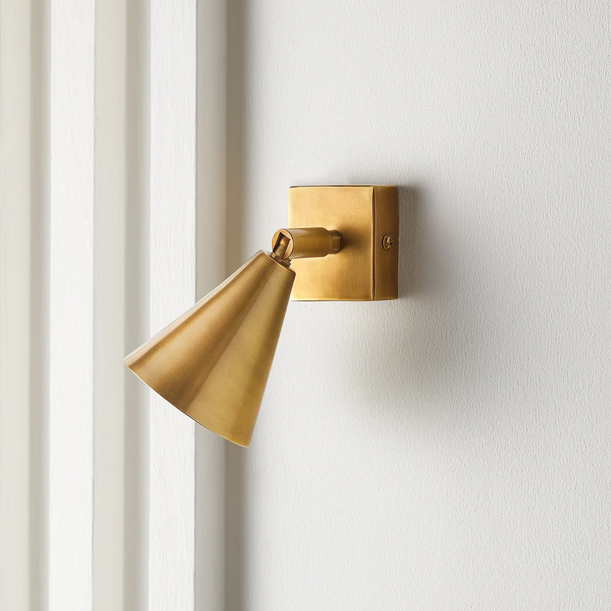 Crick single spotlight in antiqued brass - Image 5