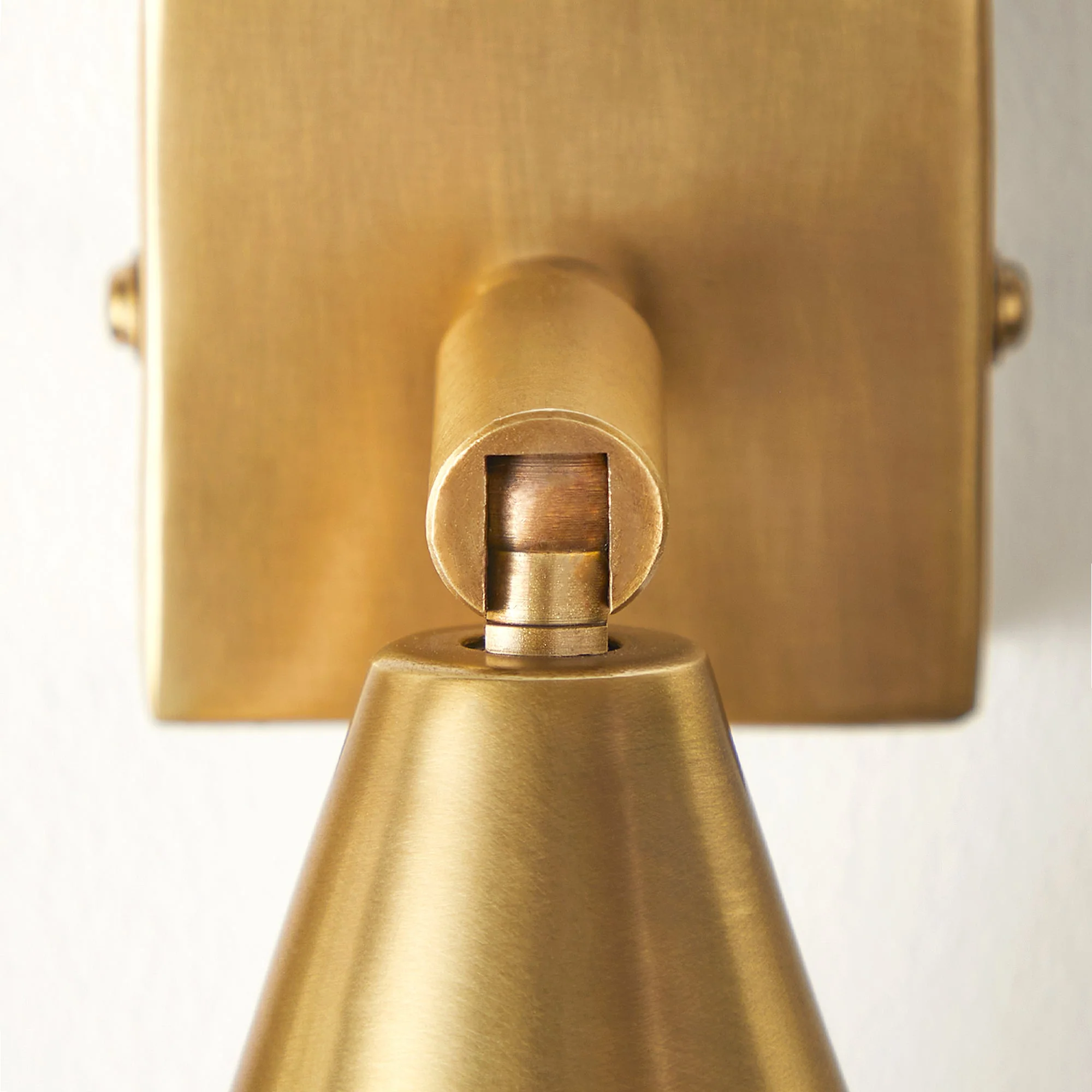 Crick single spotlight in antiqued brass - Image 7