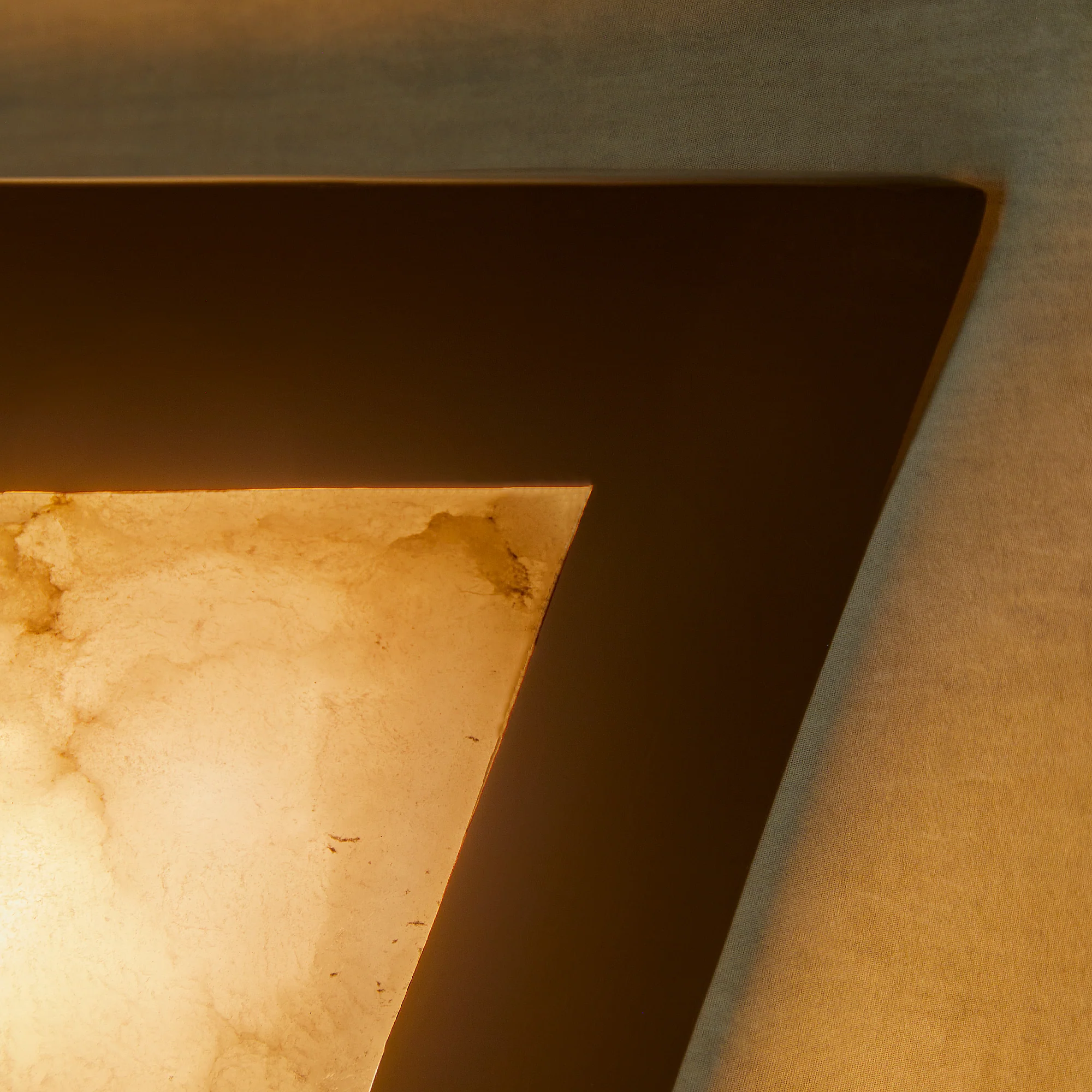 Cyrus wall light in bronze - Image 11