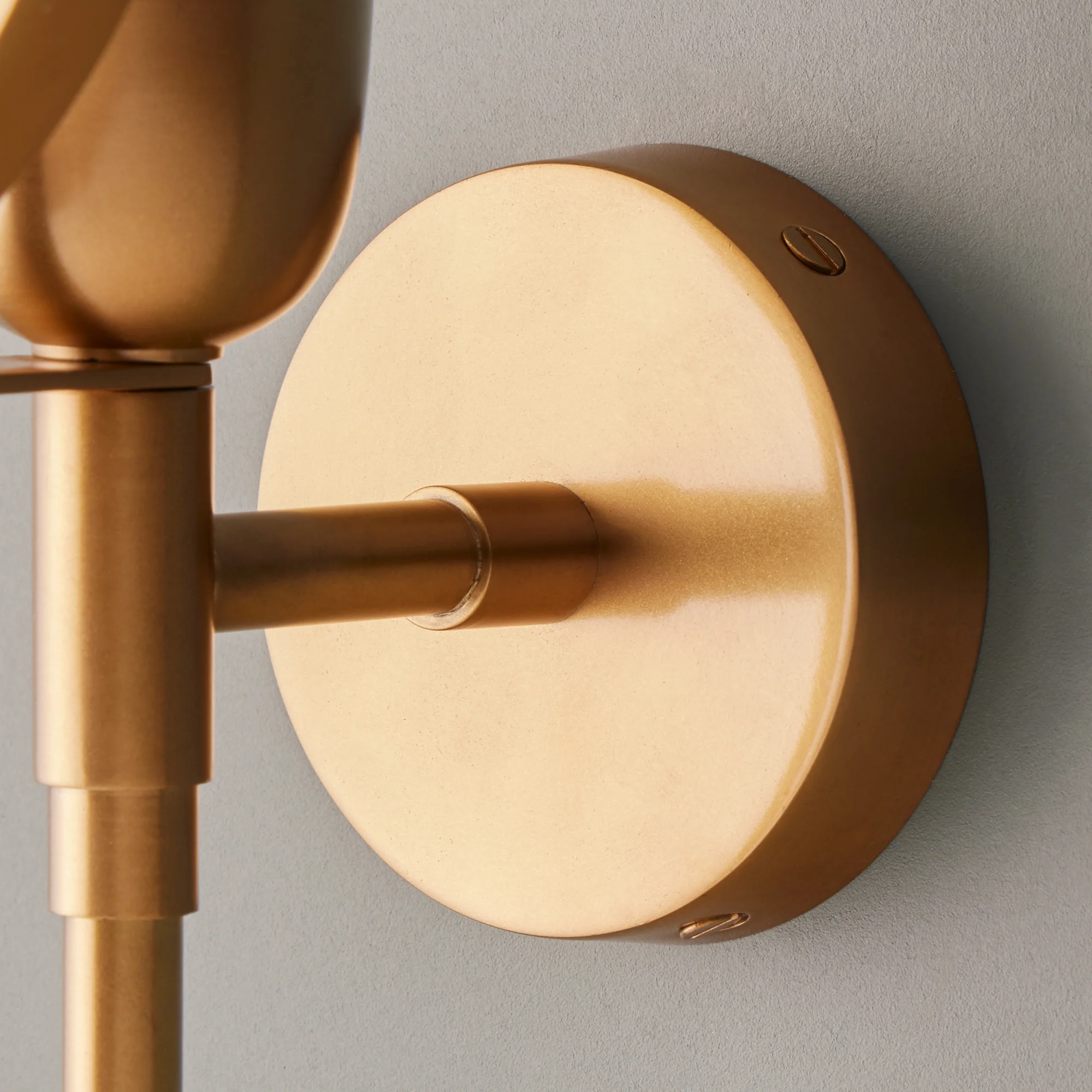Firefly wall light in antique brass with an alabaster globe - Image 12