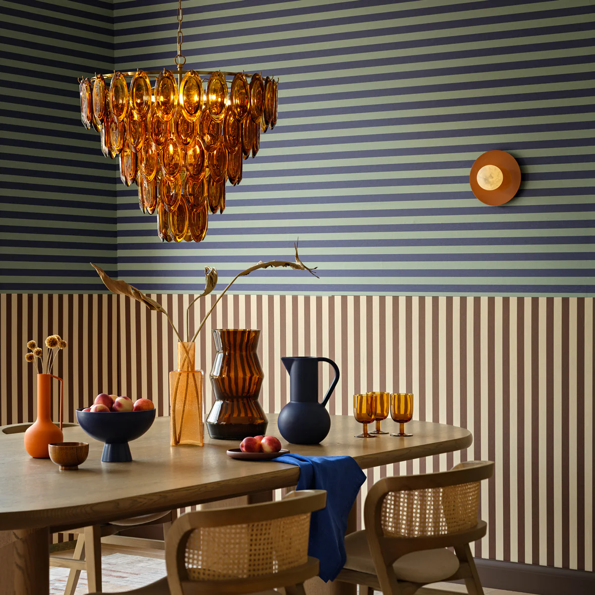 Lyle chandelier in amber glass - Image 6