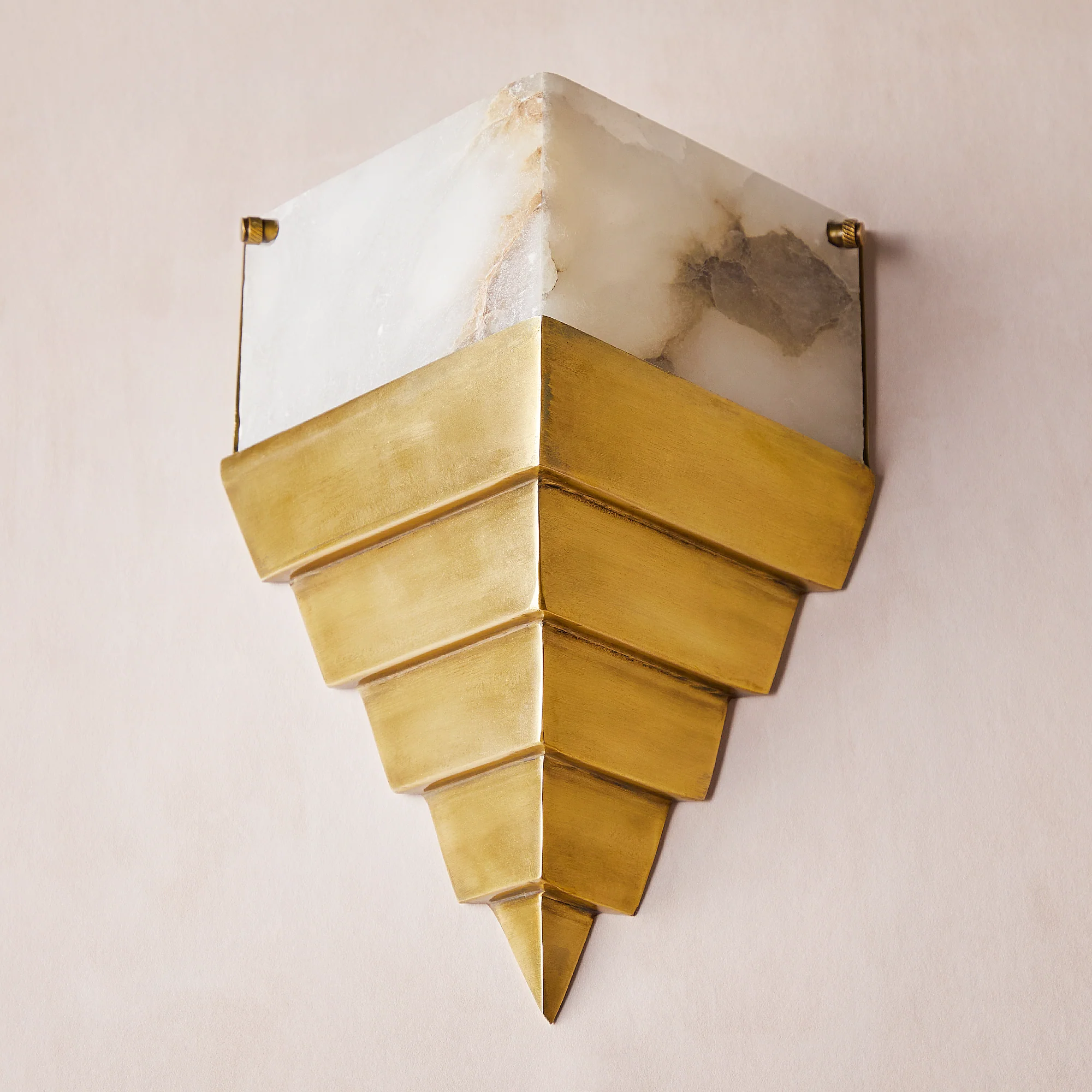 Pythagoras wall light in alabaster and brass - Image 9